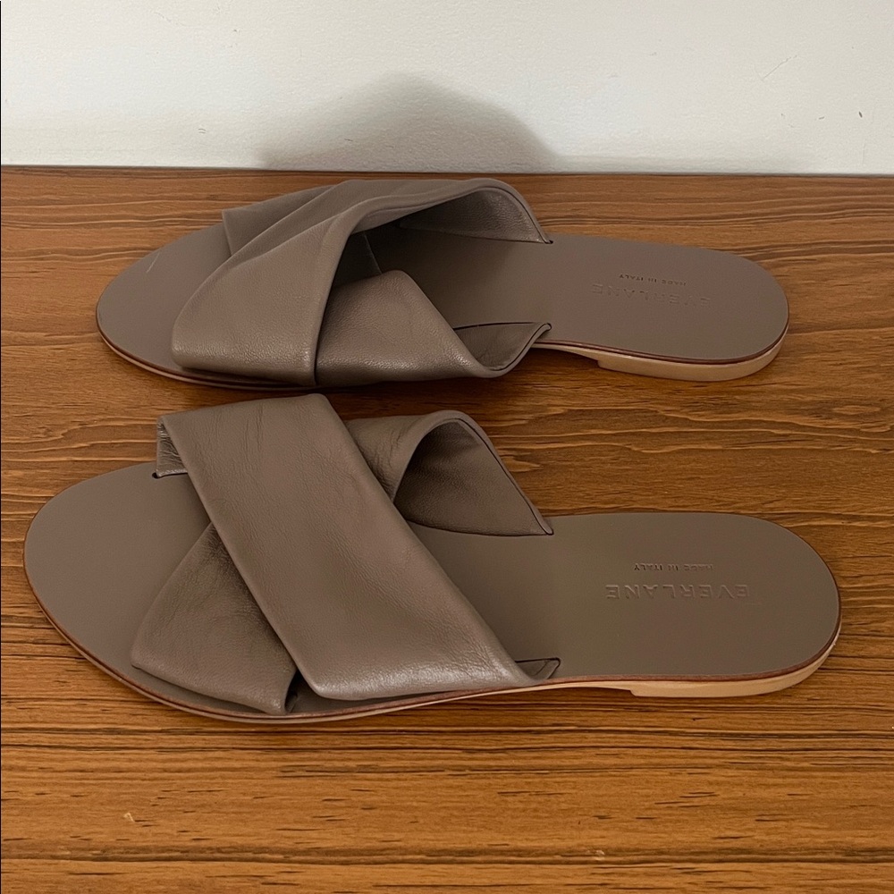 EVERLANE The Day Crossover Sandal - Picture 5 of 16